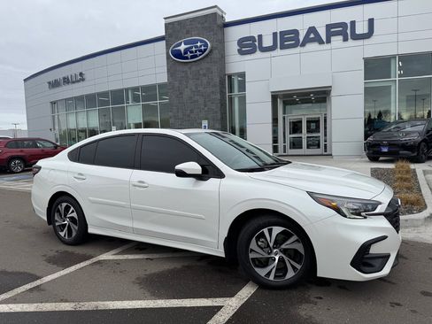 Used 2024 Subaru Legacy Premium image 1