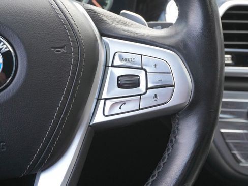 Used 2019 BMW 740i 740i w/ M Sport Package image 20