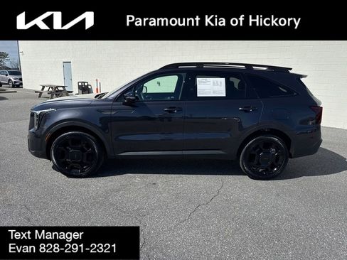 Used 2025 Kia Sorento SX Prestige image 4