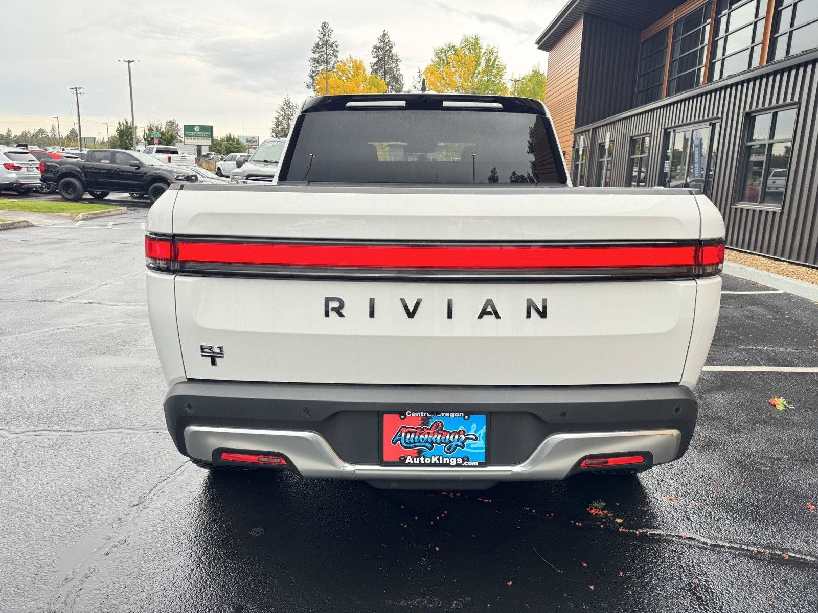 Used 2024 Rivian R1T Adventure Dual AWD/4WD image 4