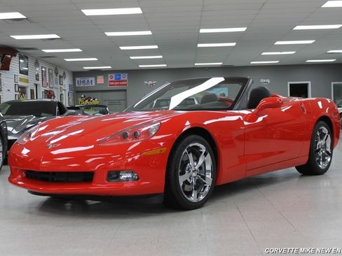 Used 2010 Chevrolet Corvette w/ Preferred Equipment Group image 25