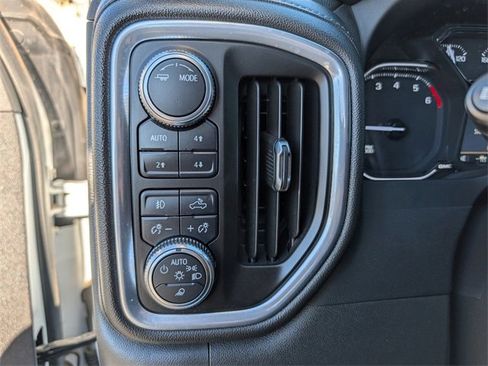 Used 2022 GMC Sierra 1500 SLT w/ SLT Premium Plus Package image 17