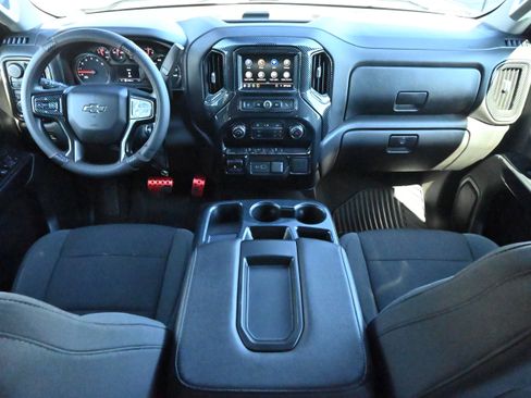 Used 2021 Chevrolet Silverado 1500 Custom Trail Boss image 3