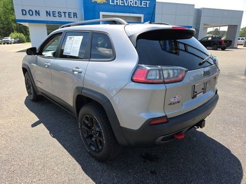 Used 2019 Jeep Cherokee Trailhawk AWD/4WD image 27