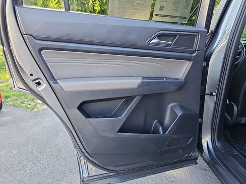 Used 2021 Volkswagen Atlas Cross Sport SEL AWD/4WD image 24