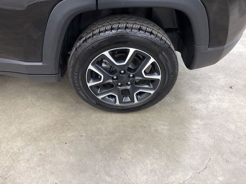 Used 2019 Jeep Compass Sport image 20