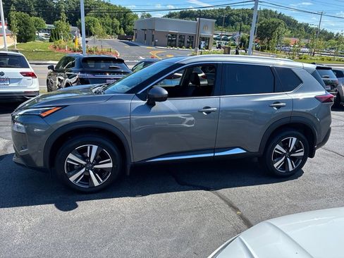 Certified 2023 Nissan Rogue SL w/ SL Premium Package AWD/4WD image 4