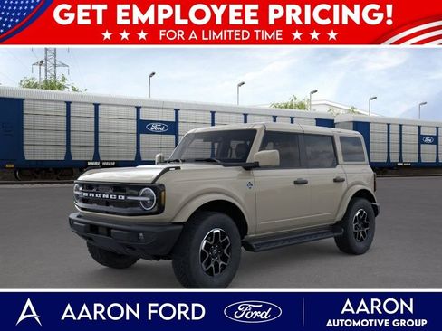 New 2026 Ford Bronco Outer Banks AWD/4WD image 1