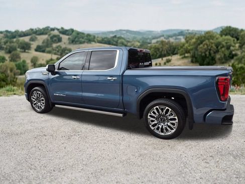Used 2025 GMC Sierra 1500 Denali Ultimate AWD/4WD image 7