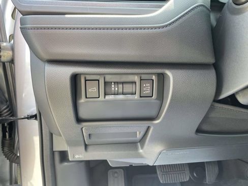 Certified 2026 Subaru Forester Premium w/ Base/Premium Plus Package AWD/4WD image 10