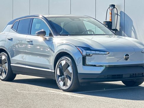 New 2025 Volvo EX30 Ultra w/ Protection Package Premier image 7
