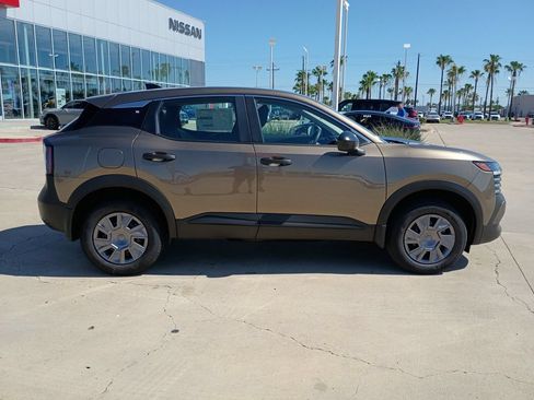 New 2026 Nissan Kicks S FWD image 7