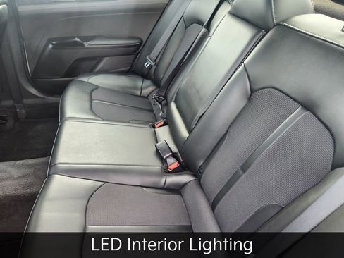 Used 2023 Kia K5 GT-Line image 12