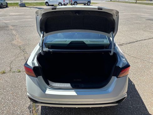 Used 2025 Nissan Altima 2.5 SV image 20