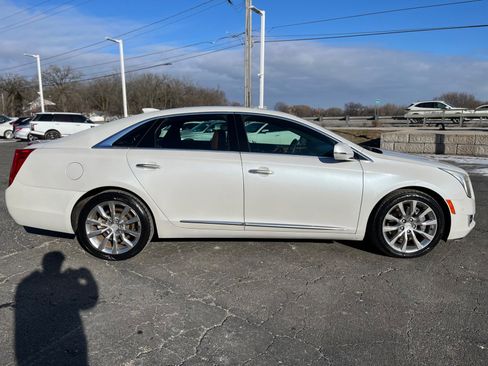 Used 2016 Cadillac XTS Luxury w/ Driver Awareness Package image 7