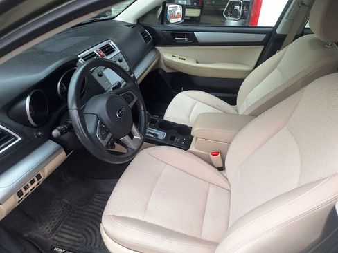 Used 2017 Subaru Outback 2.5i Premium AWD/4WD image 14