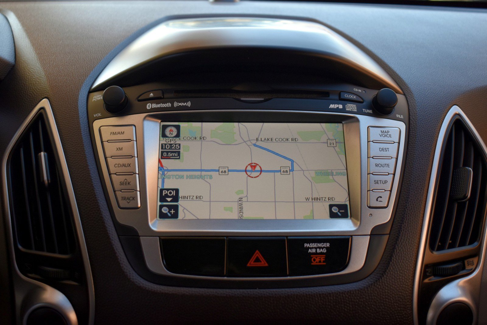 Used 2011 Hyundai Tucson GLS w/ Navigation Pkg 2 AWD/4WD image 17