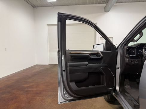 Used 2024 Chevrolet Silverado 1500 LT AWD/4WD image 57