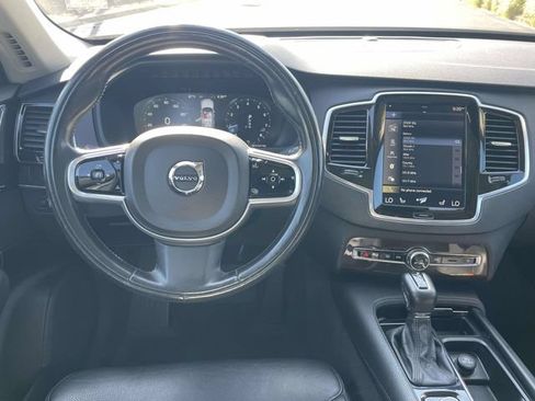 Used 2018 Volvo XC90 T6 Momentum w/ Convenience Package AWD/4WD image 14