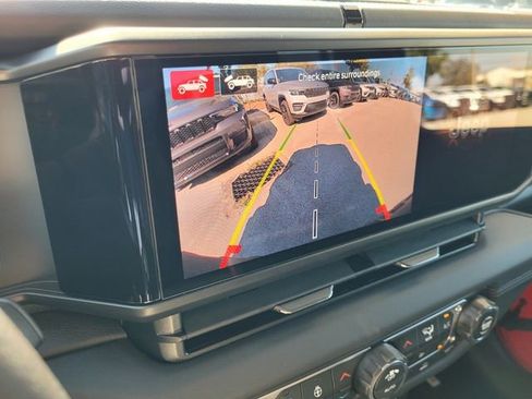 New 2026 Jeep Wrangler Unlimited Rubicon image 34