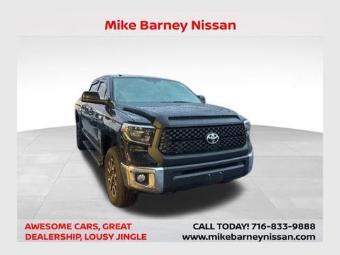 Used 2017 Toyota Tundra SR5 image 1