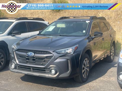 Used 2024 Subaru Outback Premium AWD/4WD image 1
