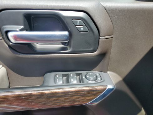 Used 2022 GMC Sierra 2500 SLE w/ SLE Convenience Package image 15