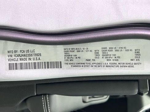 New 2025 Jeep Grand Cherokee Laredo X image 30