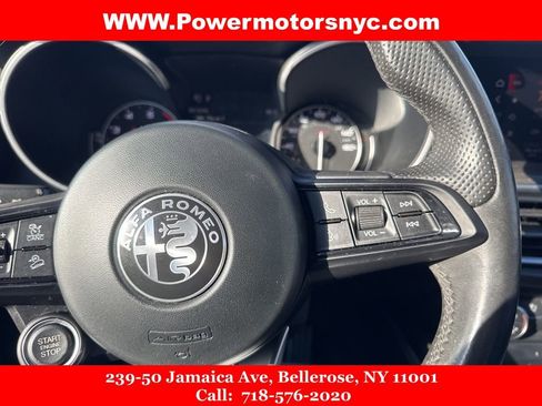 Used 2023 Alfa Romeo Stelvio Ti image 37