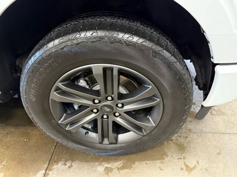 Used 2022 Ford F150 XLT w/ Equipment Group 301A Mid image 32