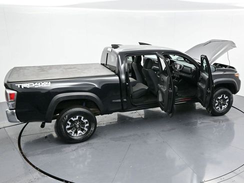 Used 2021 Toyota Tacoma TRD Off-Road image 38