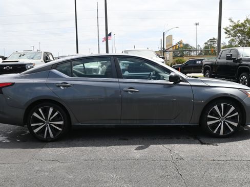 Used 2021 Nissan Altima 2.5 SR image 16