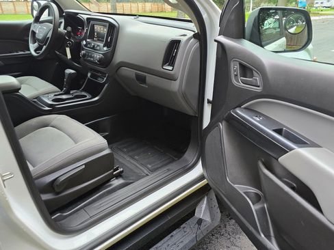 Used 2020 GMC Canyon 2WD Crew Cab image 13