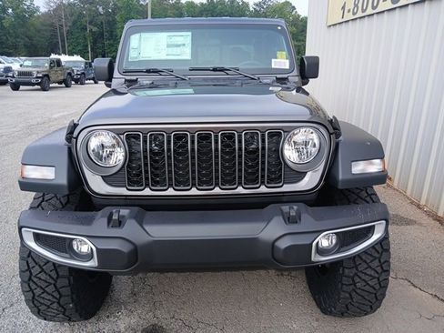 New 2025 Jeep Gladiator Sport image 10