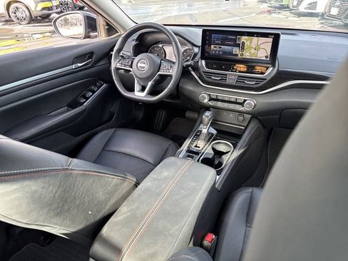 Certified 2024 Nissan Altima 2.5 SR w/ SR Premium Package image 20