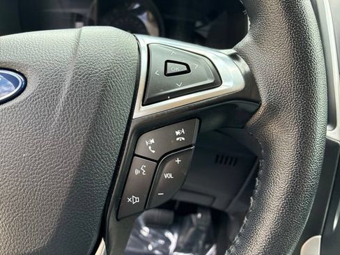 Used 2024 Ford Edge SEL AWD/4WD image 19