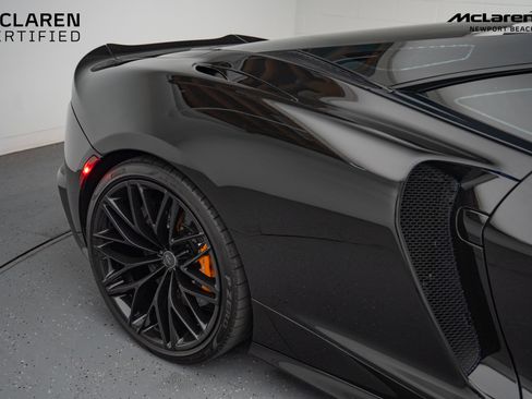 Used 2023 McLaren GT image 5