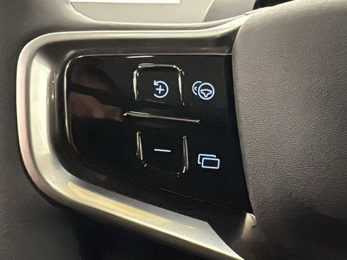 New 2026 Volvo EX30 Ultra w/ Protection Package Premier image 13