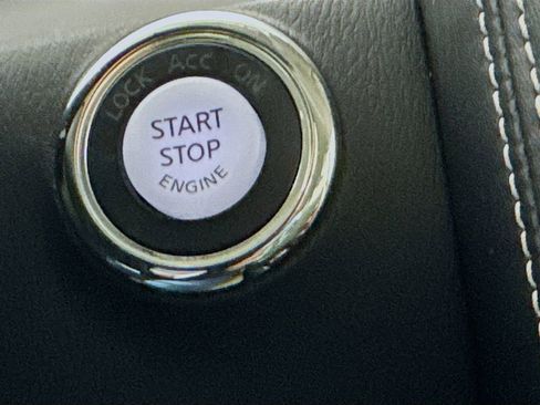 Used 2024 INFINITI QX80 Premium Select w/ Cargo Package image 22