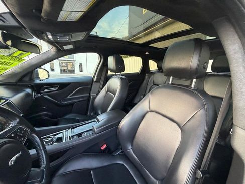 Used 2019 Jaguar F-PACE Premium AWD/4WD image 35
