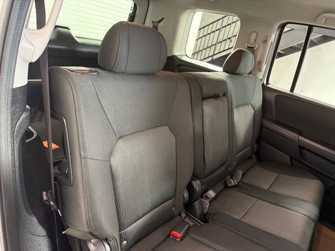 Used 2011 Honda Pilot EX image 19