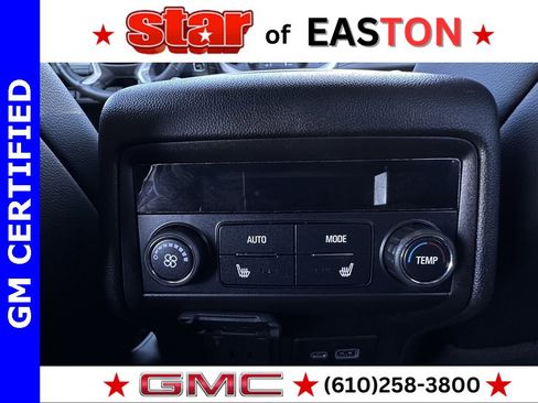 Certified 2022 GMC Acadia SLT w/ Technology Package image 21