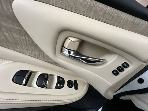 Used 2021 Nissan Murano SL w/ SL Moonroof Package FWD image 22