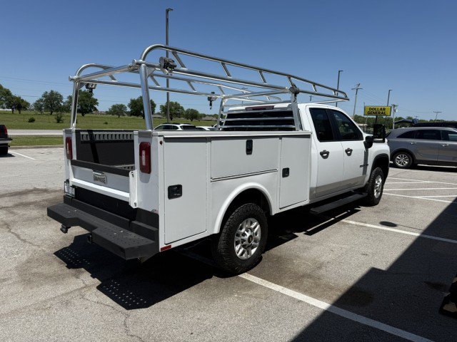 Used 2021 Chevrolet Silverado 2500 W/T w/ WT Convenience Package AWD/4WD image 3