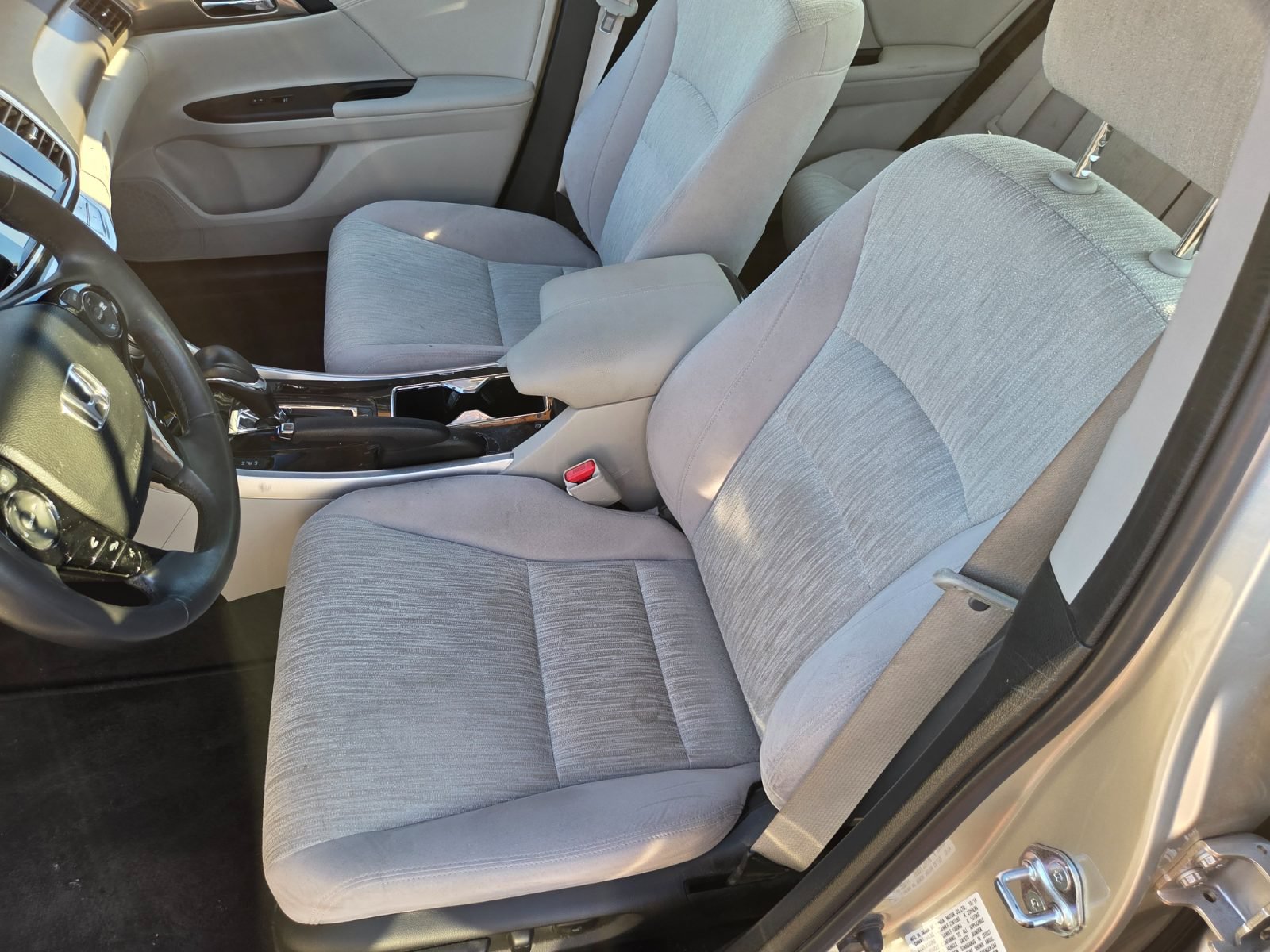 Used 2014 Honda Accord Plug-In Sedan image 9