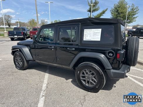 Used 2024 Jeep Wrangler Sport S image 19