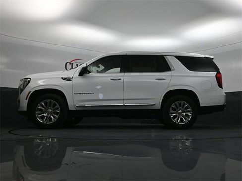 Used 2025 GMC Yukon Denali image 24