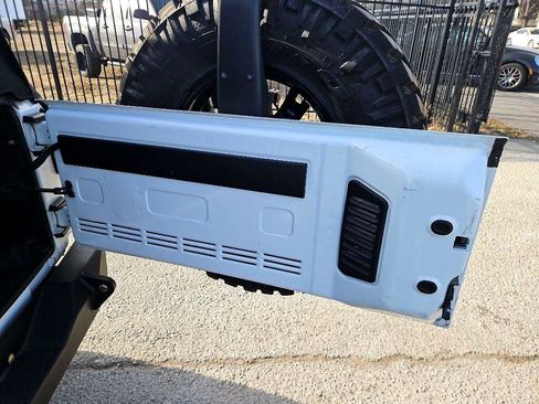 Used 2015 Jeep Wrangler Unlimited Sport w/ Quick Order Package 24S image 38