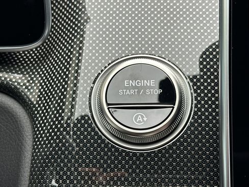 New 2025 Mercedes-Benz S 580 4MATIC Sedan image 22