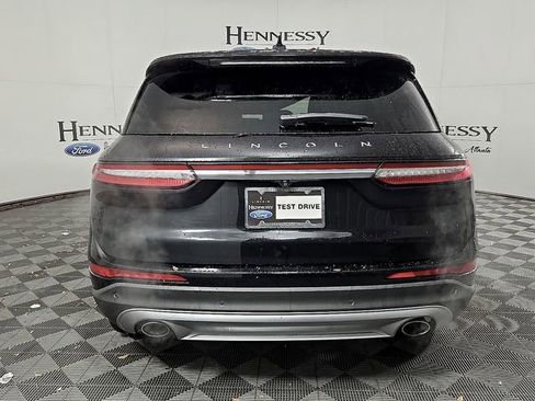 Used 2020 Lincoln Corsair FWD w/ Premium Package image 6